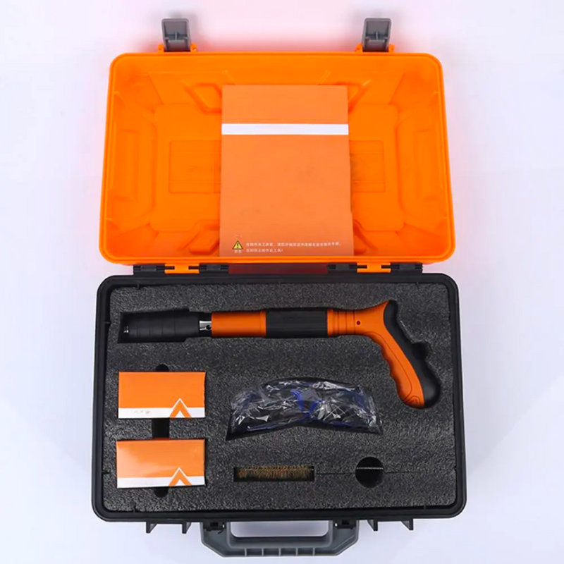 Pistola di fissaggio 3 in 1 a batteria + 100 chiodi per calcestruzzo